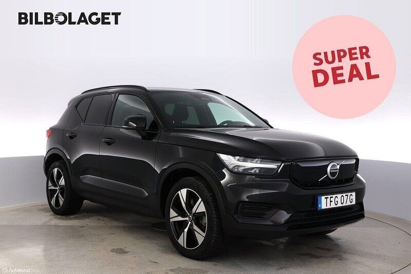 Svart Begagnad 2021 Volvo XC40 Core SUV | 319 500 kr - Bild 1/4