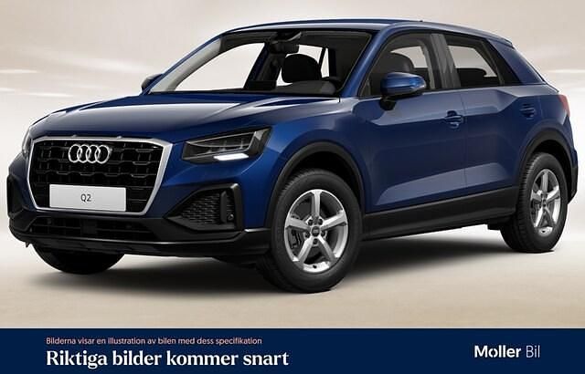 Navarrablå metallic Begagnad 2022 Audi Q2 Proline SUV | 268 900 kr (Marknadspris) - Bild 1/4