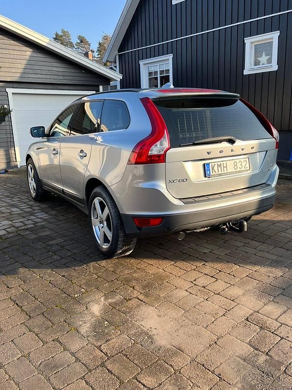 Begagnad Volvo XC60 185 HK (136 kW) 2009 SUV