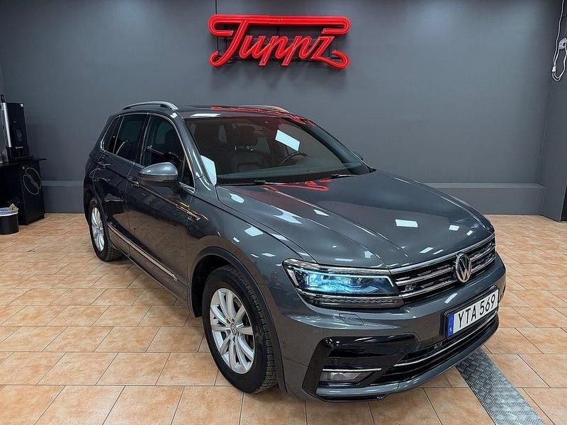 Silver Begagnad 2017 VW Tiguan GT SUV | 249 000 kr (Lite dyr) - Bild 1/4