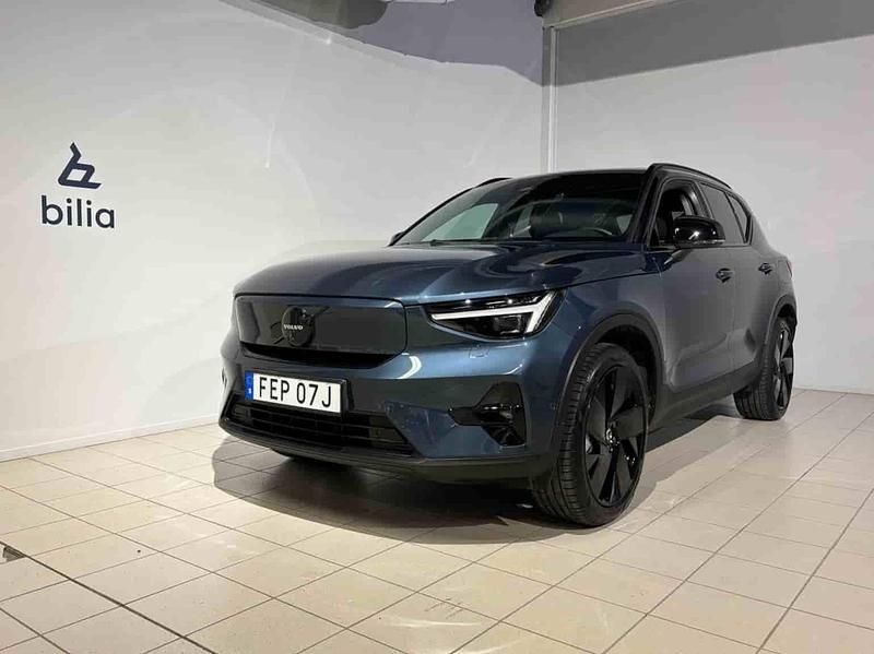 Blå Begagnad 2026 Volvo EX40 Performance SUV | 589 900 kr (Marknadspris) - Bild 1/1