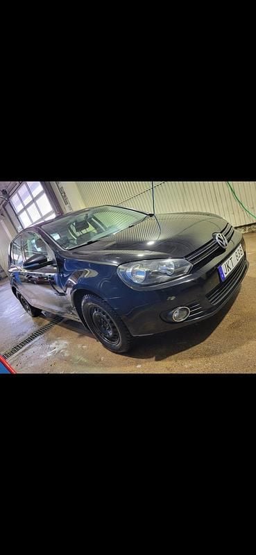 Begagnad VW Golf VI 102 HK (75 kW) 2011 Halvkombi