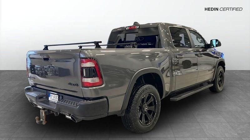 Begagnad RAM 1500 401 HK (294 kW) 2019 Grå Pickup