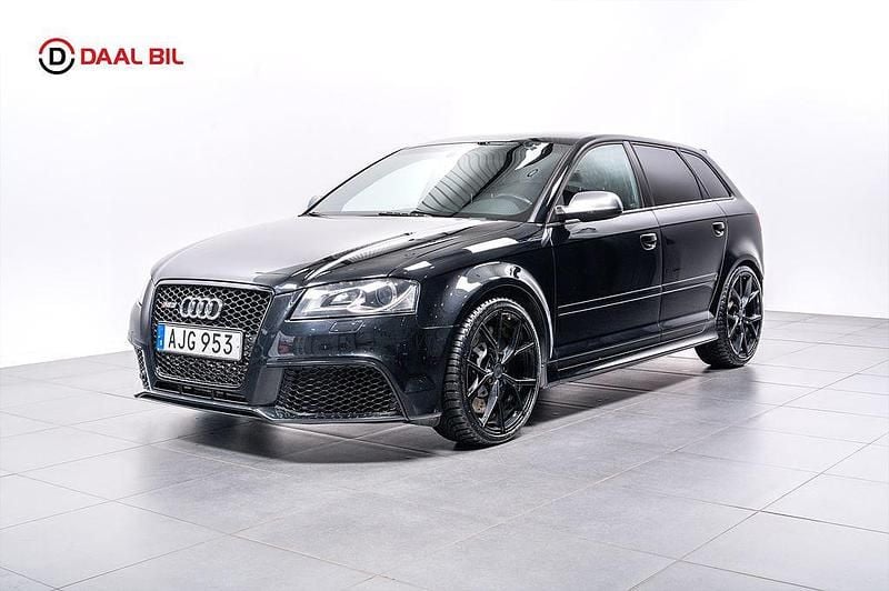 Begagnad Audi RS3 Sportback Ambition 340 HK (250 kW) 2012 Svart Halvkombi