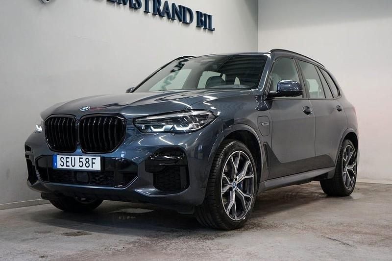 Begagnad BMW X5 M Sport 394 HK (289 kW) 2022 Grå SUV