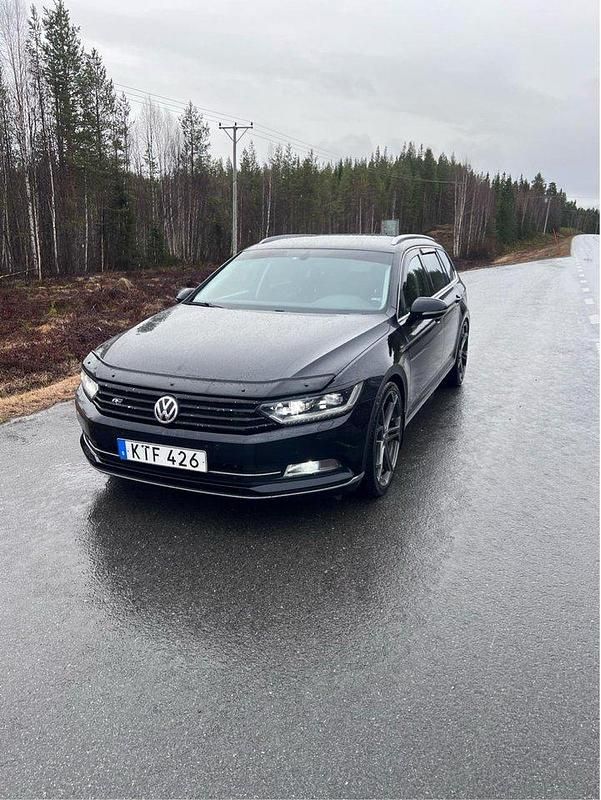 Svart Begagnad 2015 VW Passat GT Kombi | 135 000 kr (Dyr) - Bild 1/4