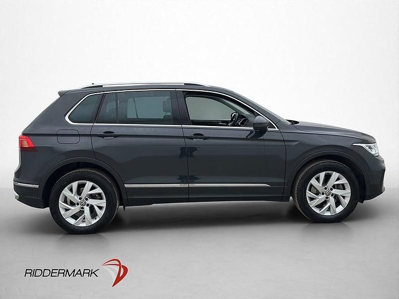 Begagnad VW Tiguan Elegance 245 HK (180 kW) 2023 Grå SUV