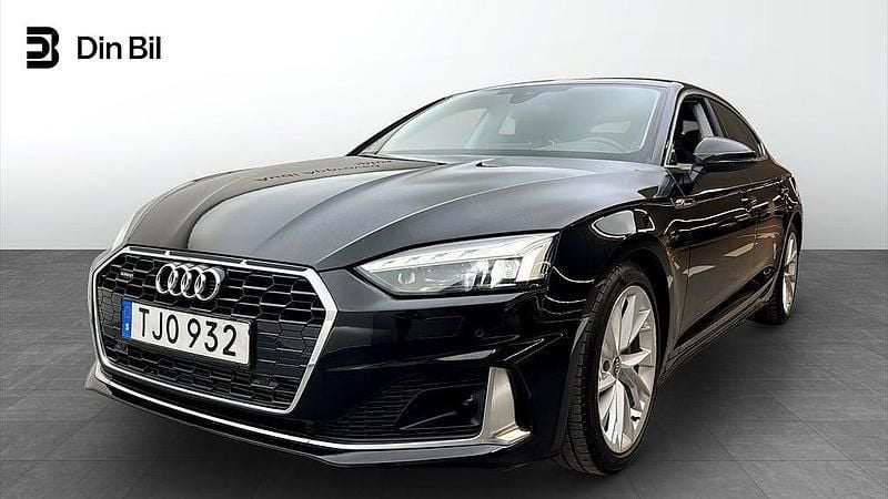 Brilliant black Begagnad 2020 Audi A5 Kombi | 309 000 kr (Marknadspris) - Bild 1/4