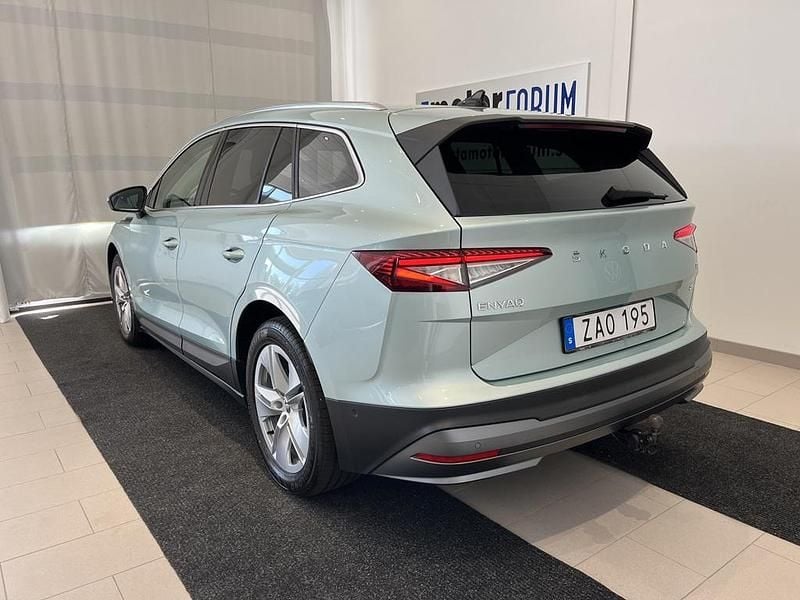 Begagnad Skoda Enyaq iV 194 kW (265 HK) 2022 Silver SUV