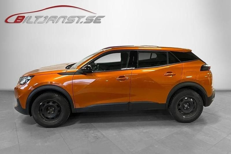 Begagnad Peugeot 2008 Active 132 HK (97 kW) 2022 Orange SUV