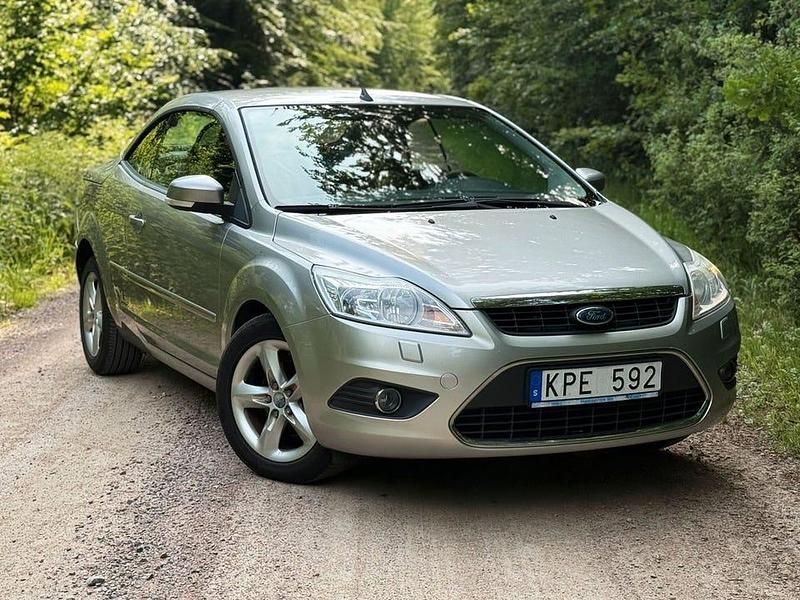 Begagnad Ford Focus Trend 101 HK (74 kW) 2010 Grå Cab