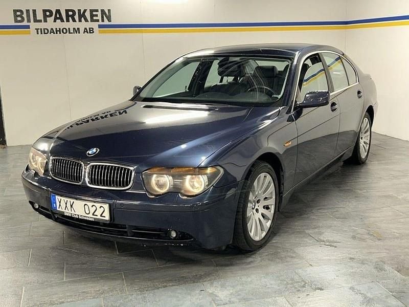 Blå Begagnad 2003 BMW 735 Sedan | 49 500 kr - Bild 1/4