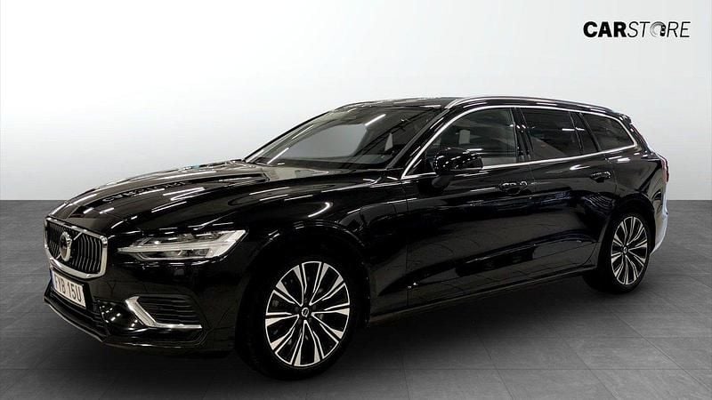 Svart (black) Begagnad 2023 Volvo V60 Kombi | 359 900 kr (Lite dyr) - Bild 1/4