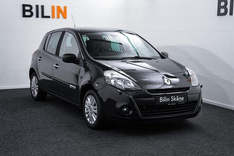 Begagnad Renault Clio R.S. 75 HK (55 kW) 2010 Svart Halvkombi