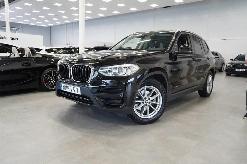 Svart Begagnad 2017 BMW X3 Advantage SUV | 264 900 kr (Dyr) - Bild 1/4