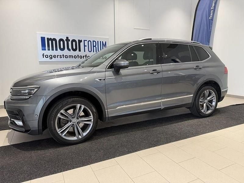 Begagnad VW Tiguan Allspace R-line 200 HK (147 kW) 2020 Grå SUV
