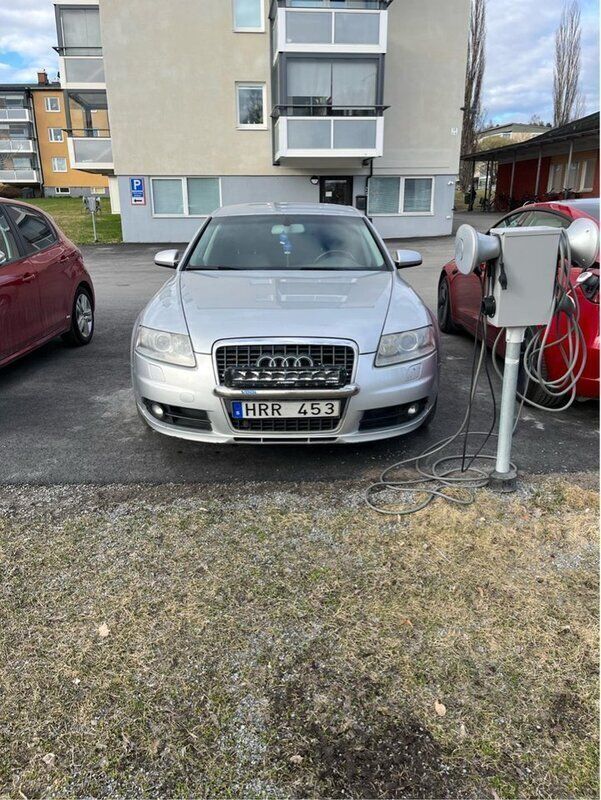Grå Begagnad 2008 Audi A6 Proline Kombi | 40 000 kr (Marknadspris) - Bild 1/4