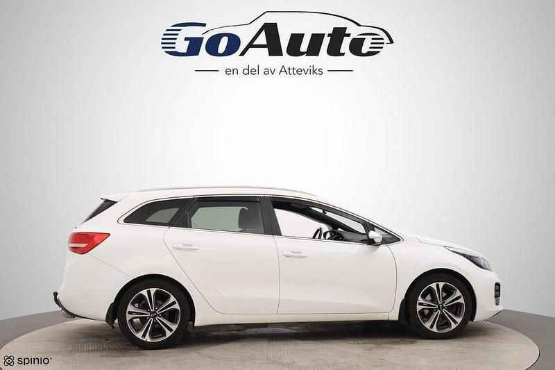 Begagnad Kia Ceed Sportswagon GT-Line 137 HK (100 kW) 2017 Vit Kombi