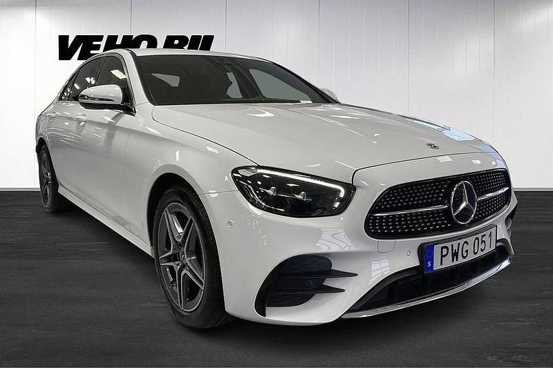 Begagnad Mercedes E300 AMG line 194 HK (142 kW) 2021 Vit Sedan