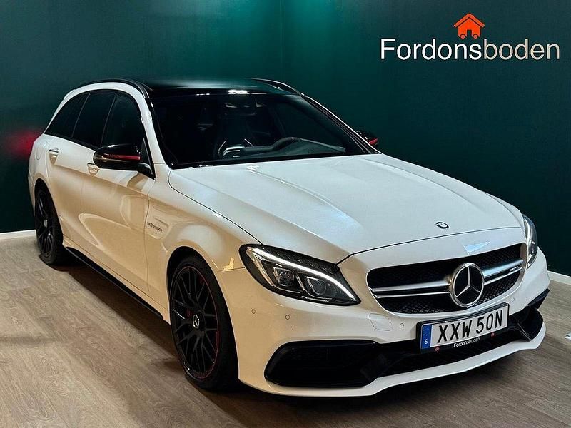 Vit Begagnad 2016 Mercedes C63S AMG AMG Edition 1 Kombi | 599 800 kr (Dyr) - Bild 1/4