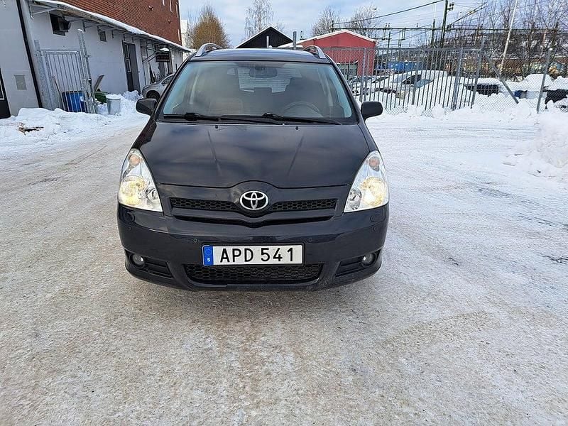 Svart Begagnad 2007 Toyota Corolla Verso Minibuss | 37 500 kr (Bra pris) - Bild 1/4
