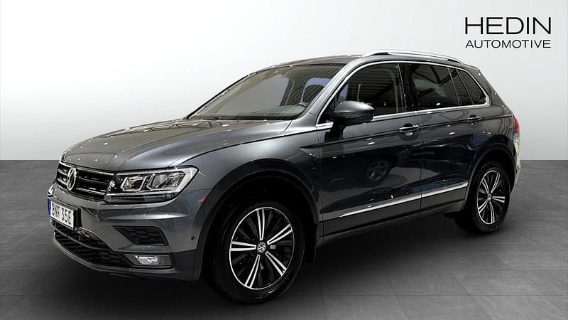 Grå Begagnad 2019 VW Tiguan SUV | 249 900 kr (Marknadspris) - Bild 1/4
