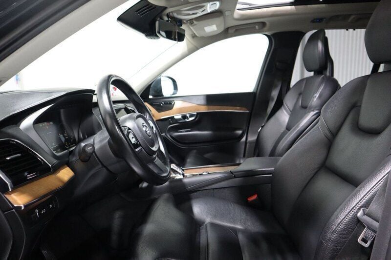 Begagnad Volvo XC90 Inscription 392 HK (288 kW) 2020 Grå SUV