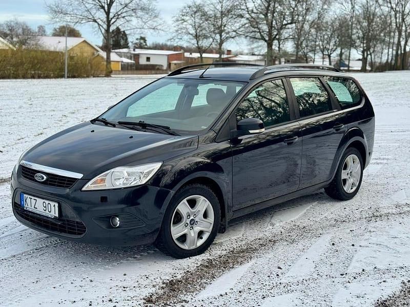 Begagnad 2010 Ford Focus Platinum Kombi | 25 000 kr (Marknadspris) - Bild 1/4