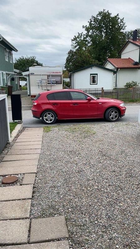 Begagnad 2006 BMW 116 Advantage Halvkombi | 45 000 kr (Marknadspris) - Bild 1/2