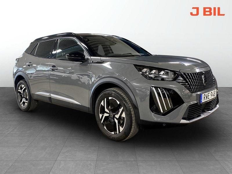 Grå Begagnad 2024 Peugeot 2008 GTi SUV | 279 900 kr (Lite dyr) - Bild 1/4