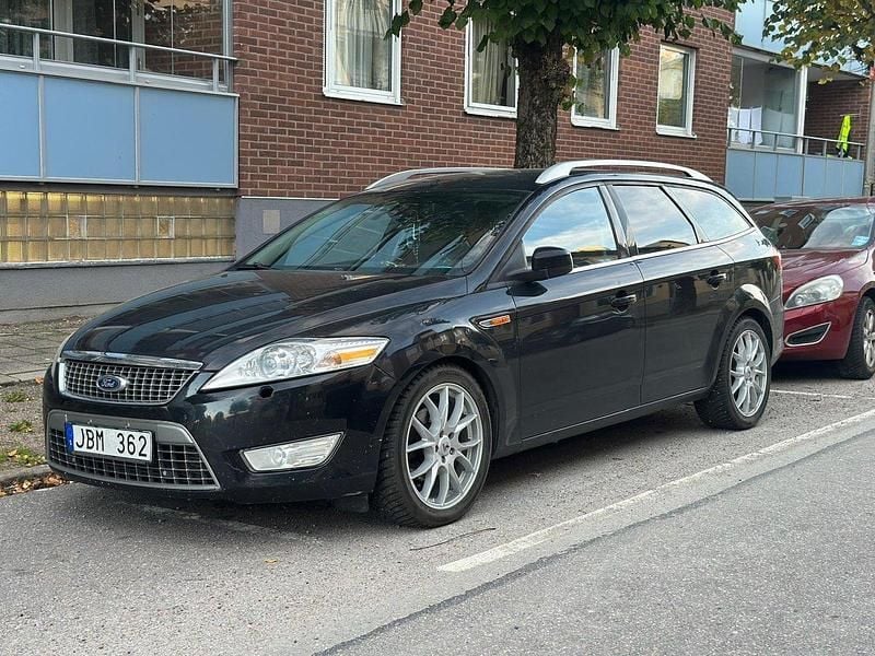 Svart Begagnad 2010 Ford Mondeo Kombi | 39 900 kr (Marknadspris) - Bild 1/4