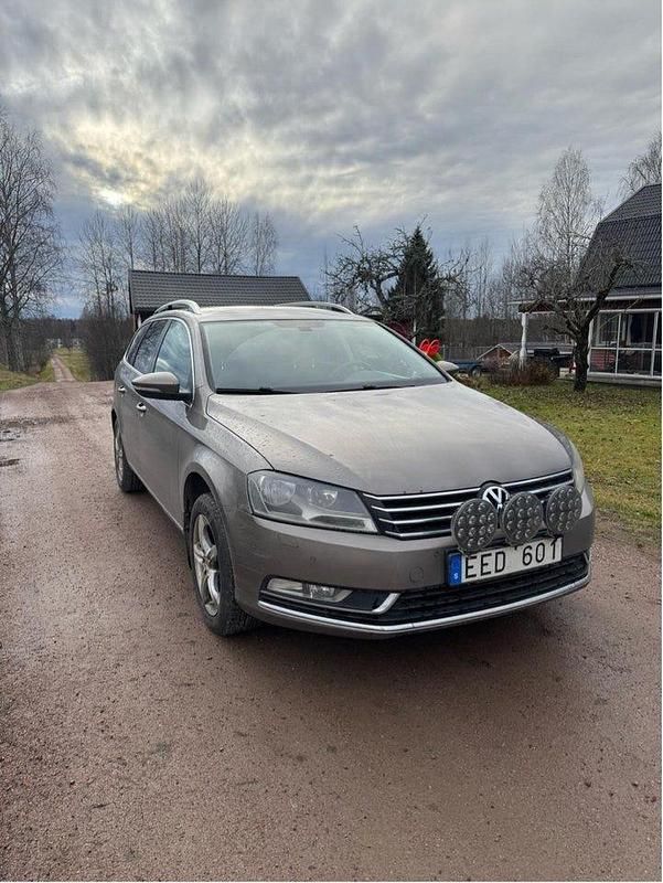 Begagnad 2012 VW Passat Kombi | 55 000 kr (Superpris) - Bild 1/4