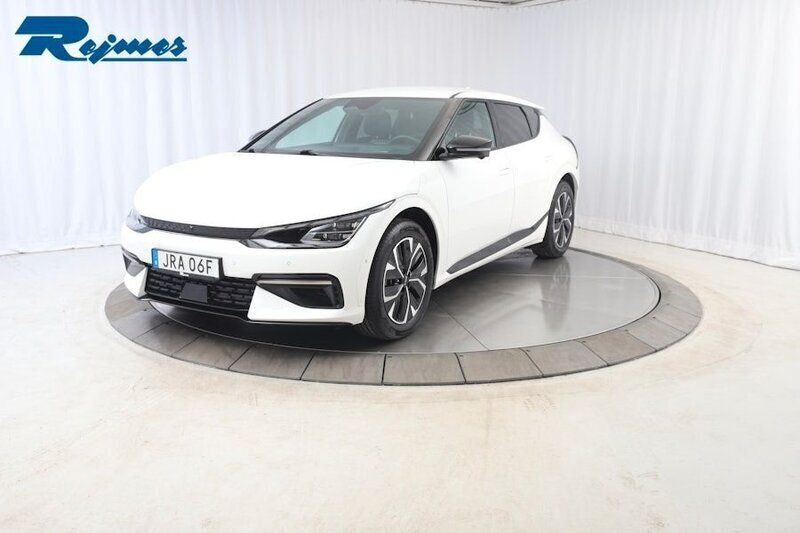 Vit Begagnad 2022 Kia EV6 2 SUV | 394 000 kr (Bra pris) - Bild 1/4