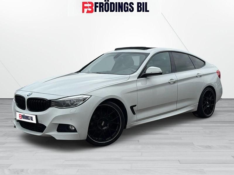 Vit Begagnad 2014 BMW 320 Gran Turismo M Sport Halvkombi | 178 900 kr (Dyr) - Bild 1/4