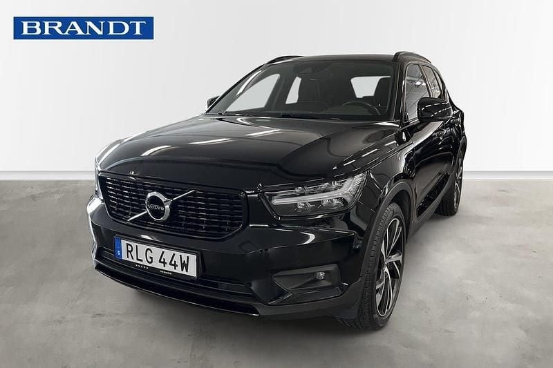 Svart Begagnad 2021 Volvo XC40 R-Design SUV | 379 900 kr (Lite dyr) - Bild 1/4