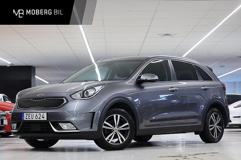 Grå Begagnad 2017 Kia Niro Advance SUV | 199 900 kr (Marknadspris) - Bild 1/2
