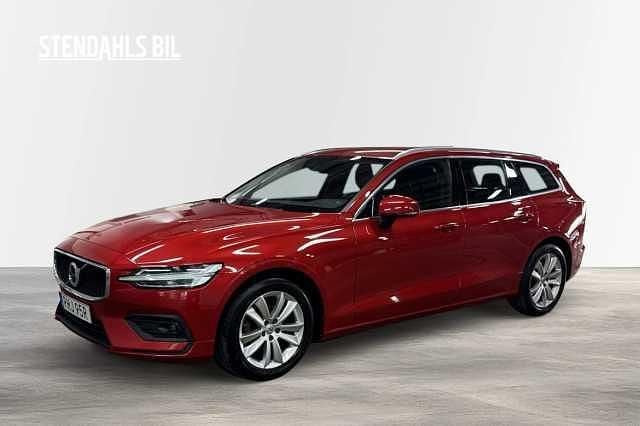 Röd Begagnad 2020 Volvo V60 Momentum Kombi | 229 500 kr (Bra pris) - Bild 1/4