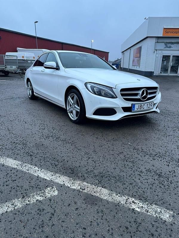 Begagnad Mercedes C220 170 HK (125 kW) 2016