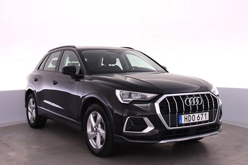 Svart Begagnad 2021 Audi Q3 Proline SUV | 309 000 kr (Dyr) - Bild 1/4
