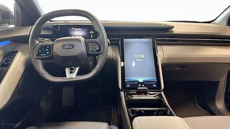 Ny Ford Capri Premium 210 kW (286 HK) 2025 Svart SUV