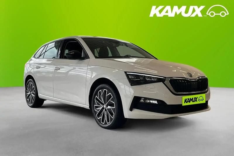 Vit Begagnad 2019 Skoda Scala Halvkombi | 169 800 kr (Bra pris) - Bild 1/4
