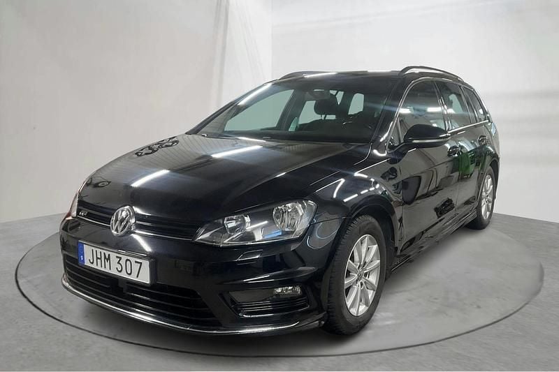 Svart Begagnad 2017 VW Golf VII | 129 900 kr (Marknadspris) - Bild 1/4