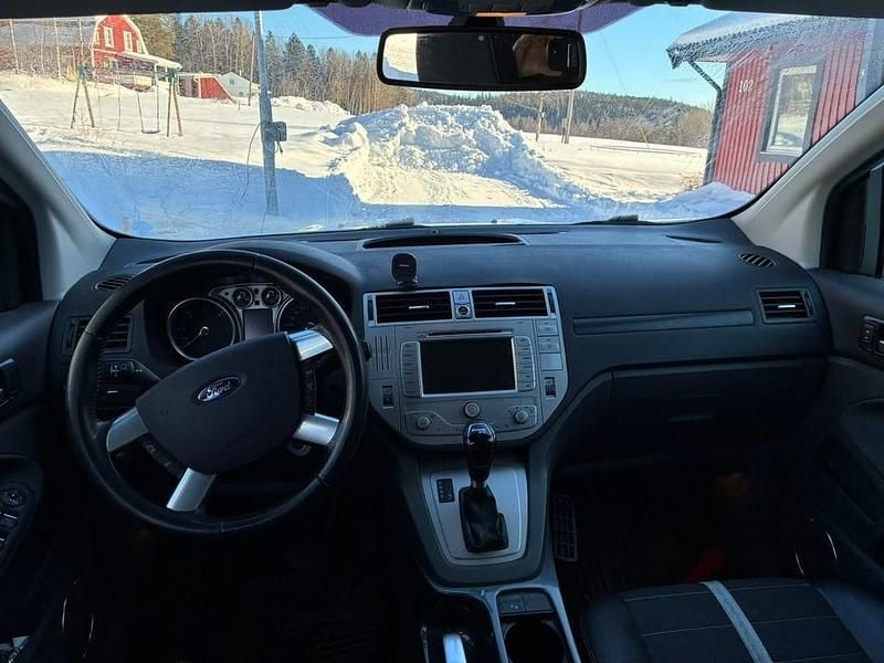 Begagnad Ford Kuga 163 HK (119 kW) 2012 SUV