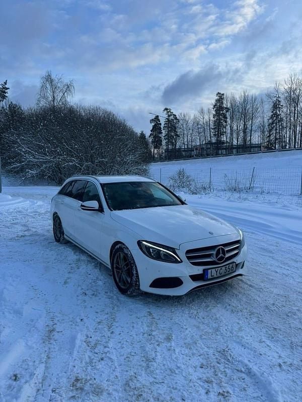 Begagnad 2016 Mercedes C220 Kombi | 147 000 kr (Marknadspris) - Bild 1/4