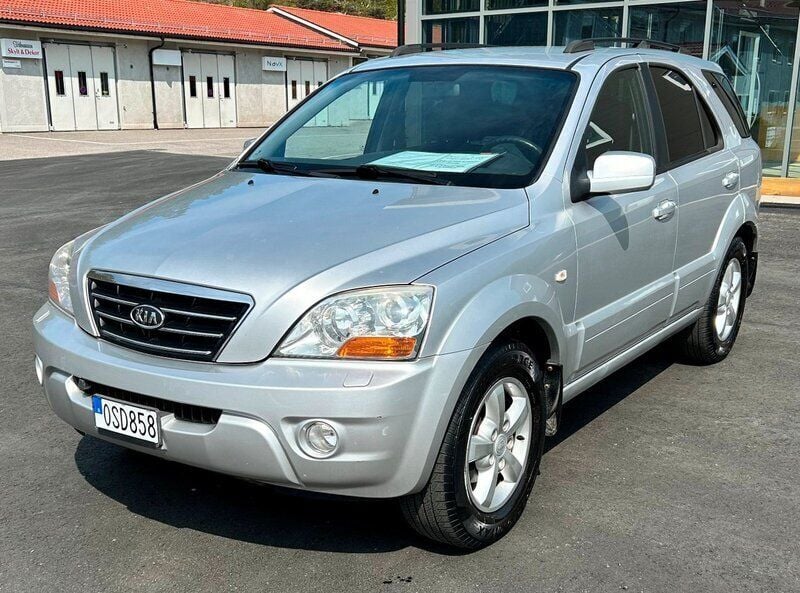 Silver Begagnad 2007 Kia Sorento 4 SUV | 59 500 kr - Bild 1/4