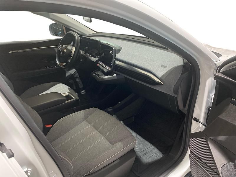 Begagnad Renault Mégane IV Equilibre 97 kW (132 HK) 2023 Vit