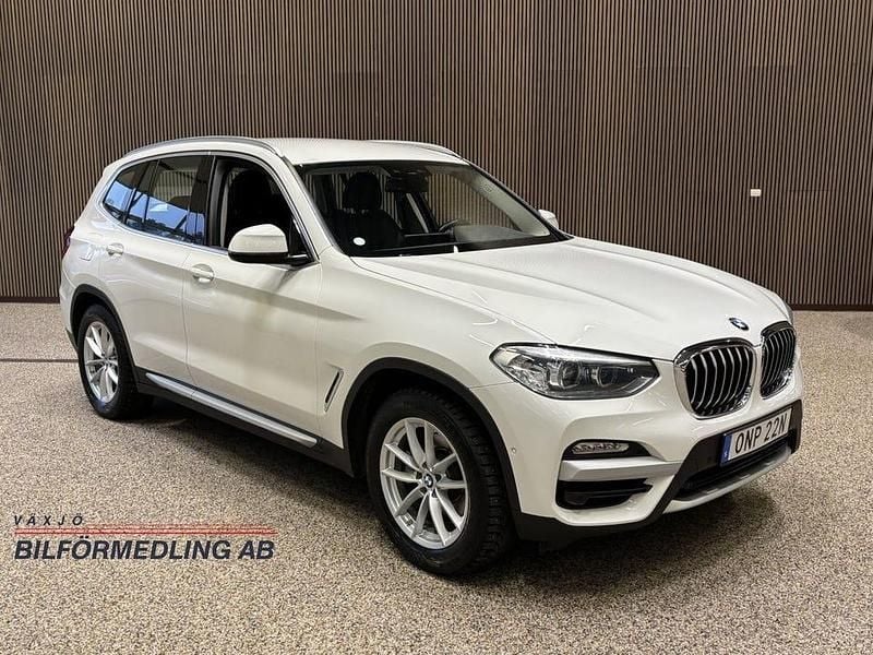 Vit Begagnad 2019 BMW X3 SUV | 229 000 kr (Bra pris) - Bild 1/4