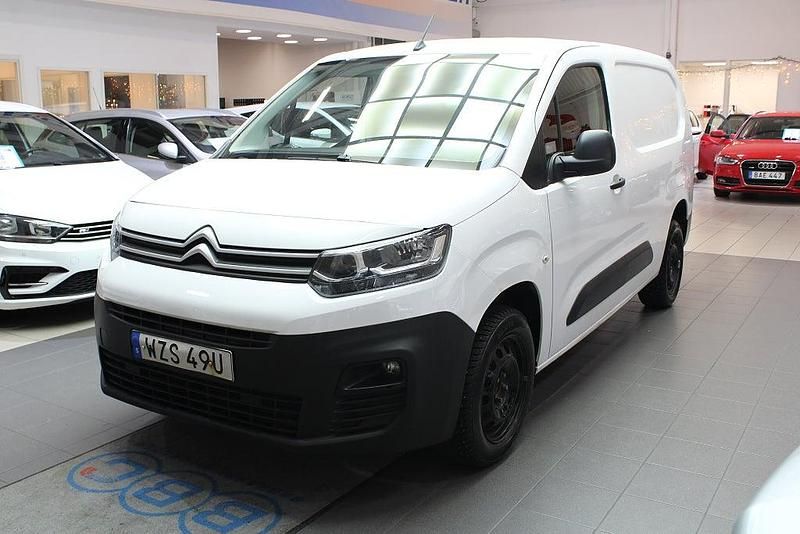 Begagnad Citroën Berlingo 102 HK (75 kW) 2020 Vit Minibuss