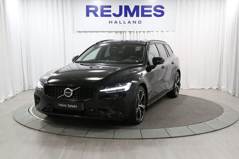 Begagnad Volvo V60 Ultra 355 HK (261 kW) 2025 Svart Kombi
