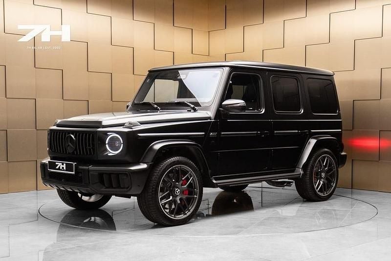 Svart Ny 2025 Mercedes G63 AMG Exclusive SUV | 2 599 900 kr (Marknadspris) - Bild 1/4